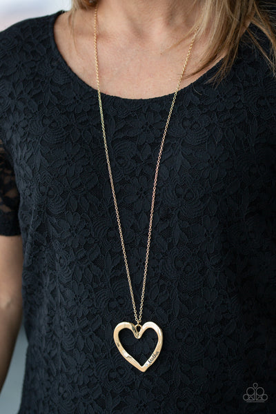 A Mothers Love - Paparazzi - Gold Heart Mom Pendant Necklace