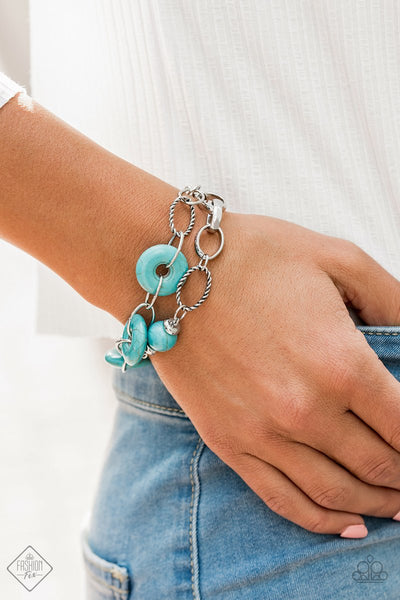 Absolutely Artisan - Paparazzi - Blue Round Turquoise Stone Clasp Bracelet