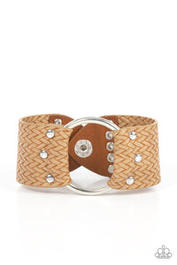 Aspiring Adventurist - Paparazzi - Brown Textured Leather Silver Circle Snap Bracelet