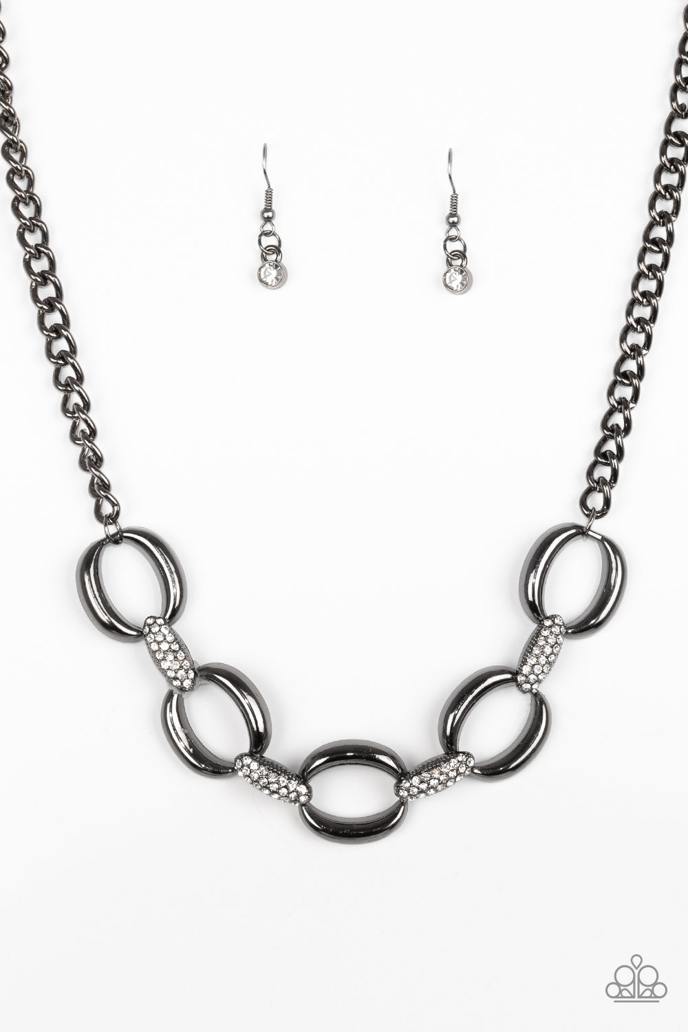 Boss Boulevard - Paparazzi - Black Gunmetal Link Necklace