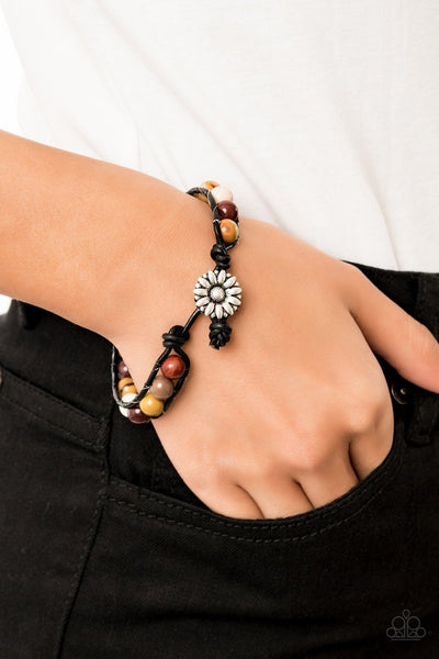 Daisy Guru - Paparazzi - Multi Yellow Brown Pink Stone Flower Loop Closure Bracelet - 2019 Convention Exclusive