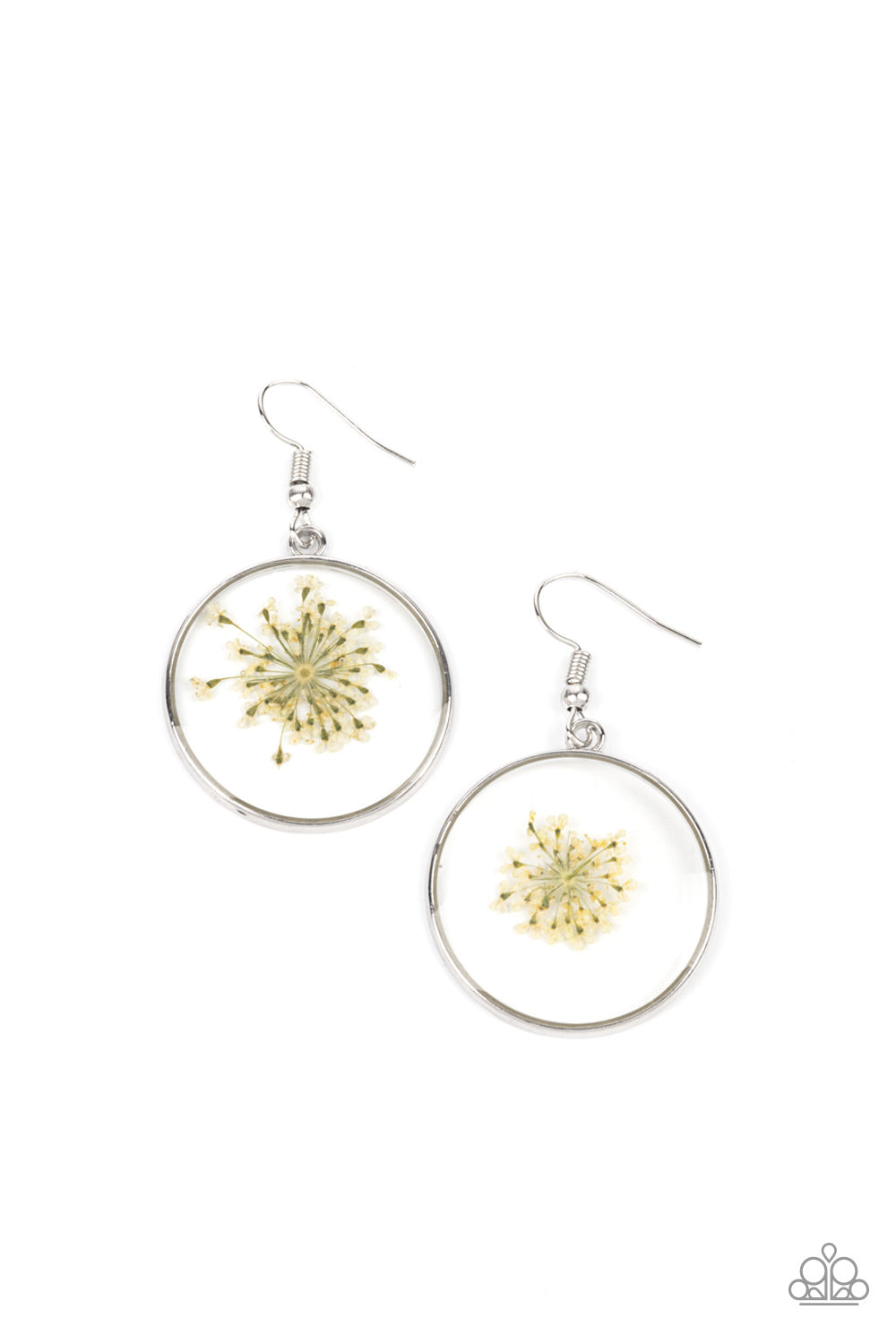 Happily Ever Eden - Paparazzi - White Flower Acrylic Circle Earrings