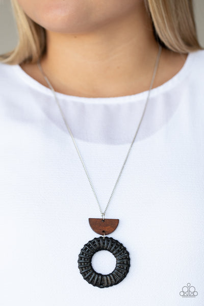 Homespun Stylist - Paparazzi - Black Wicker Wrapped Circle Brown Wood Pendant Necklace