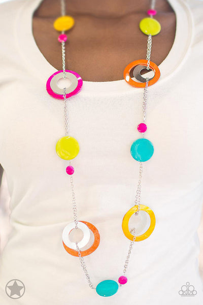 Kaleidoscopically Captivating - Paparazzi - Multi Colored Disc Silver Blockbuster Necklace