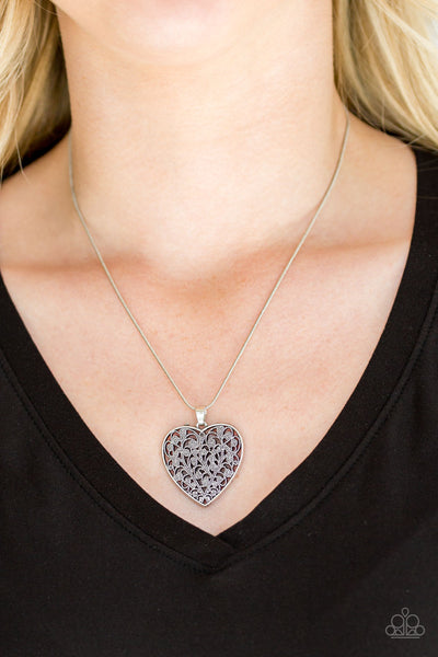 Look Into Your Heart - Paparazzi - Silver Filigree Heart Pendant Necklace