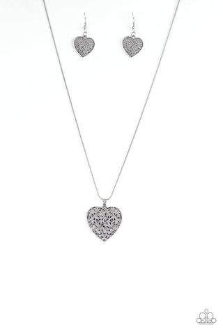 Look Into Your Heart - Paparazzi - Silver Filigree Heart Pendant Necklace