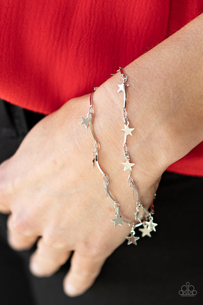 Party in the USA - Paparazzi - Silver Star Clasp Bracelet