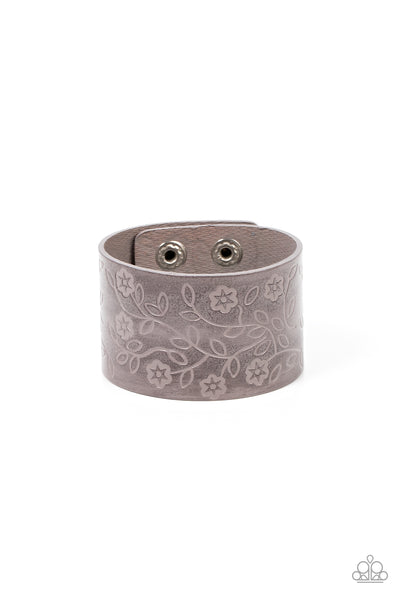 Rosy Wrap Up - Paparazzi - Silver Gray Flower Print Leather Snap Bracelet