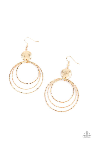 Universal Rehearsal - Paparazzi - Gold Disc Hammered Rings Earrings