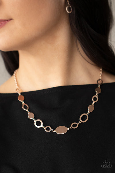 Working OVAL-time - Paparazzi - Rose Gold Disc and Oval Necklace